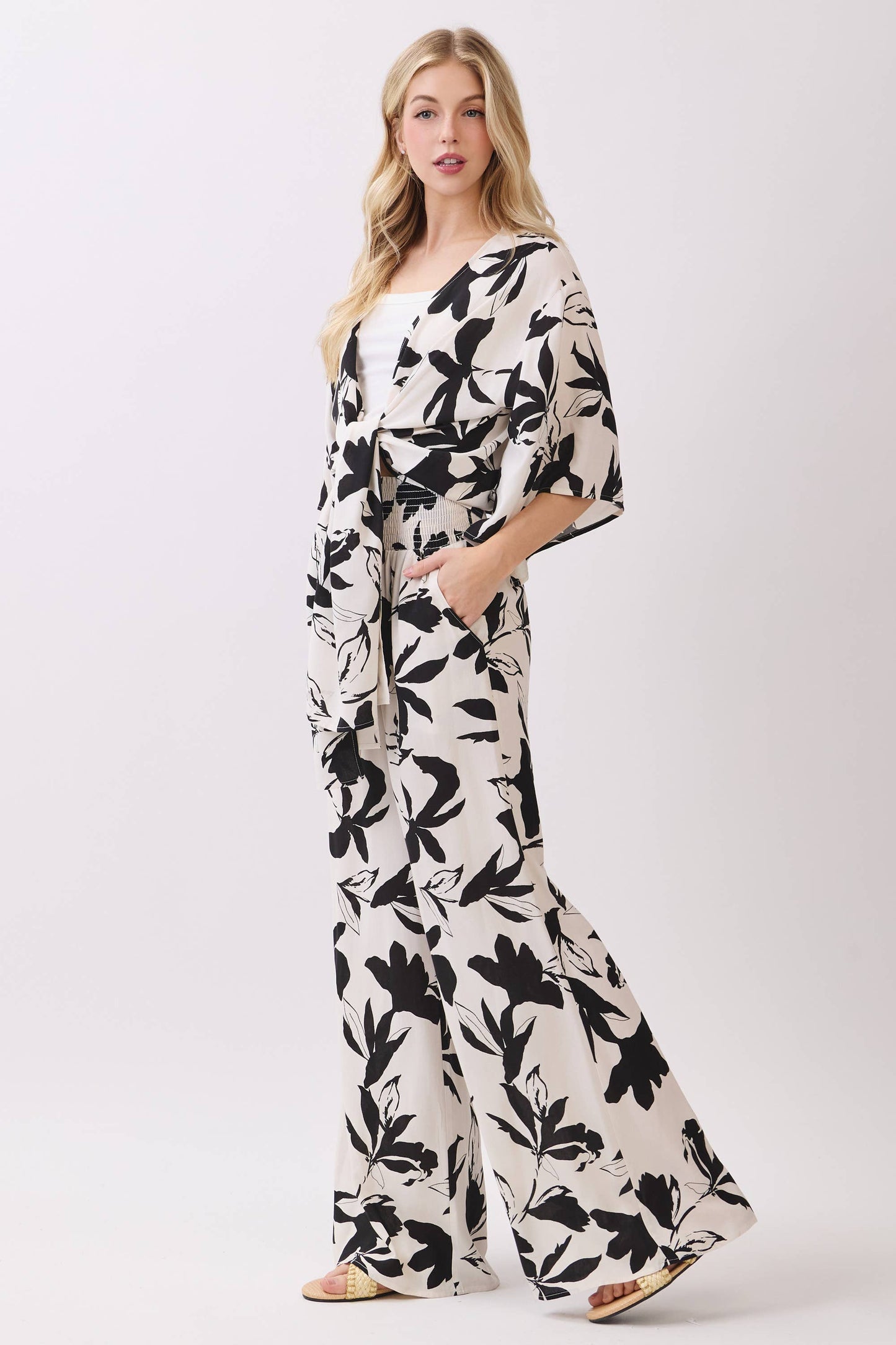 WIDE SMOCK WAIST WIDE LEG PANTS - VNP70263E