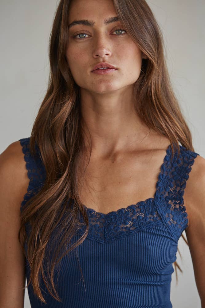 S1217N | Knit Seamless Ribbed Tank Top with Lace Trim