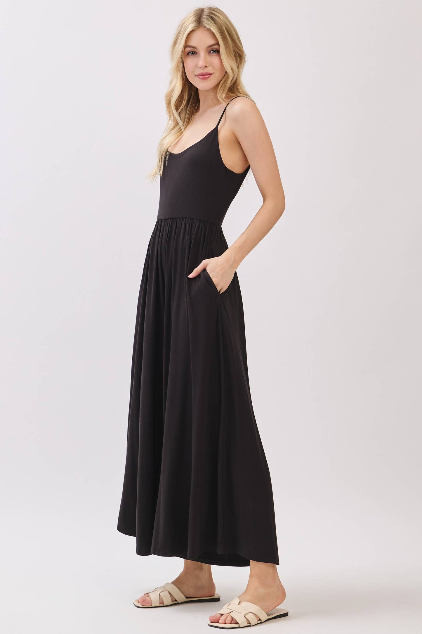 Flare Wide Leg Jumpsuit W/ Adjustable Strap - VJU60179